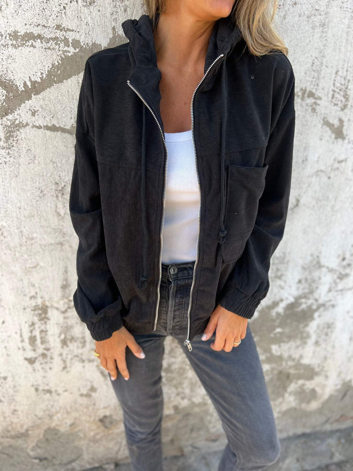 VERONIKA | ELEGANT CORDUROY JACKET