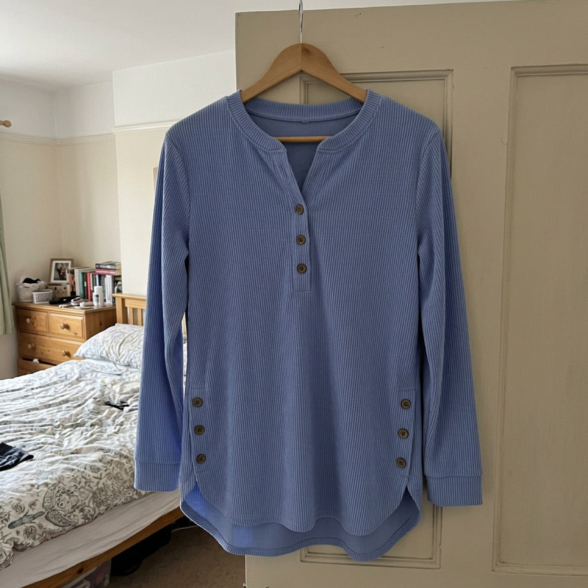 KELLY | CLASSIC CREW-NECK PULLOVER