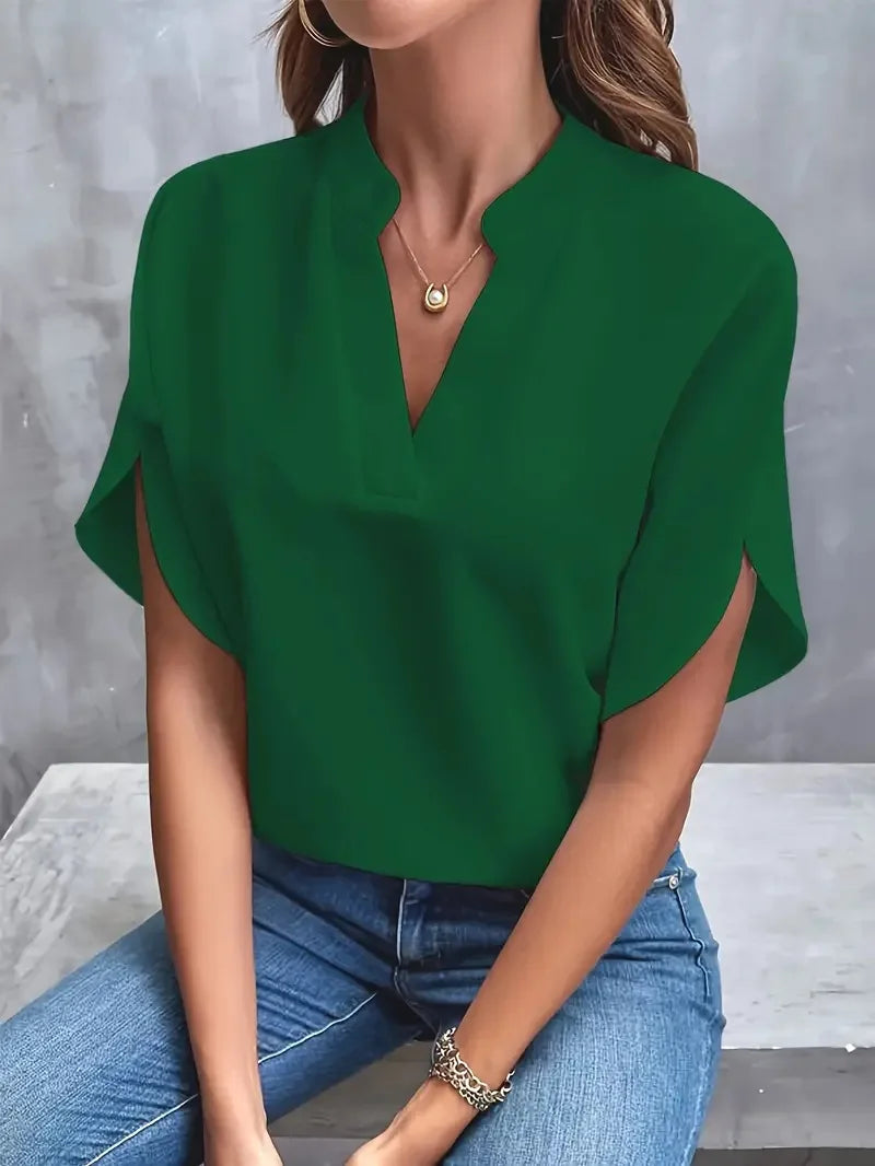 SOFIA | SOFT AND ELEGANT BLOUSE WITH V-NECK