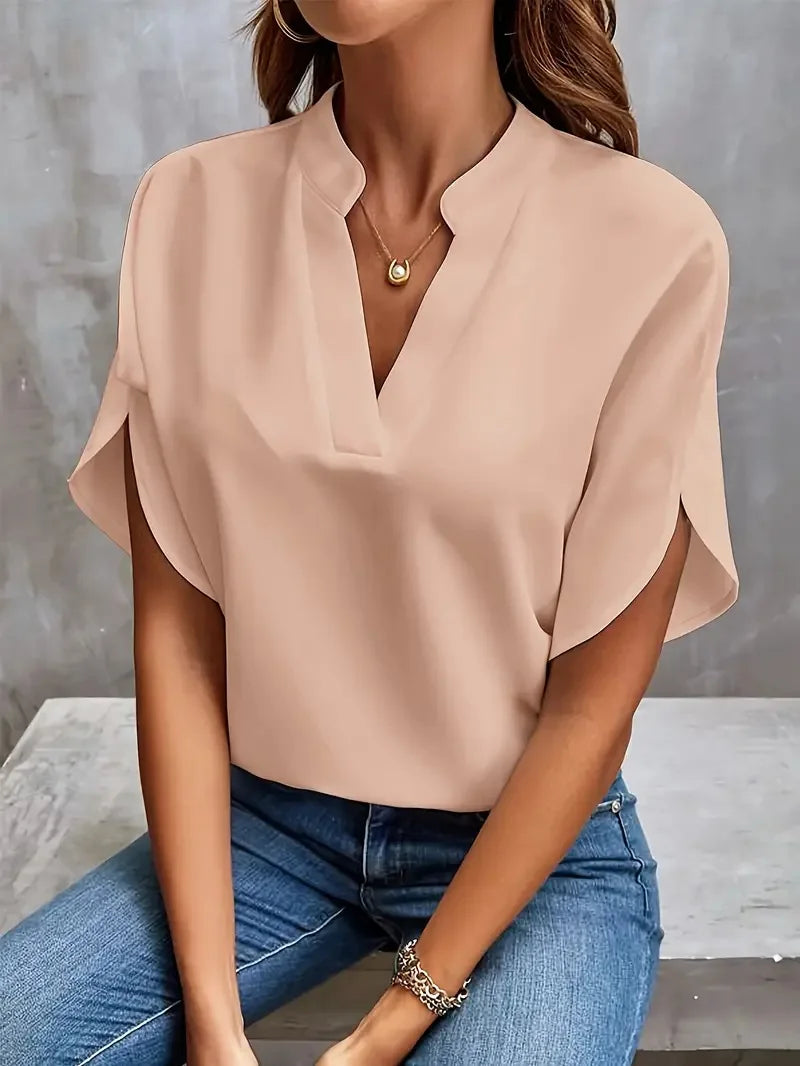 SOFIA | SOFT AND ELEGANT BLOUSE WITH V-NECK