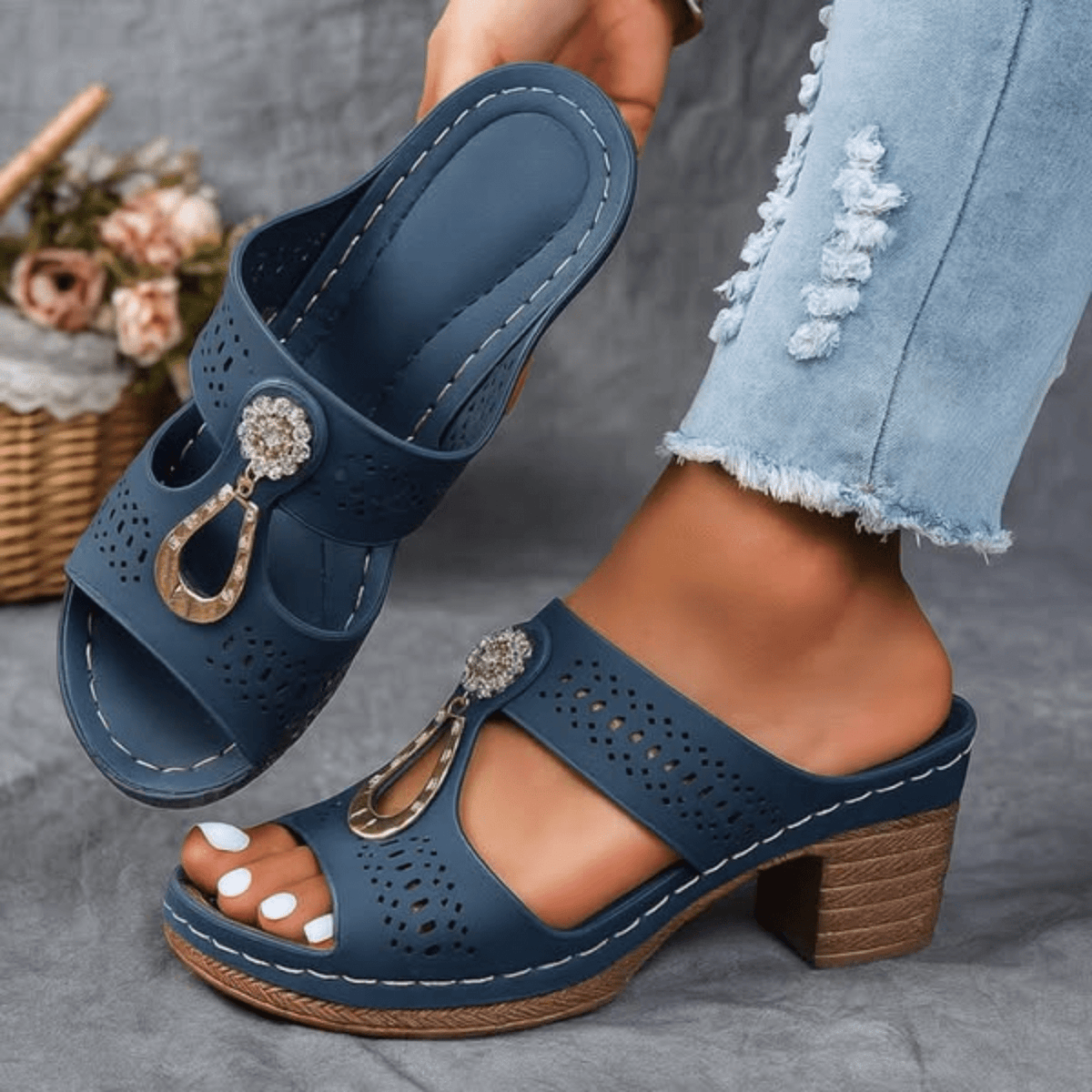 WANDA | CHIC AND COMFORTABLE ORTHOPEDIC SANDALS